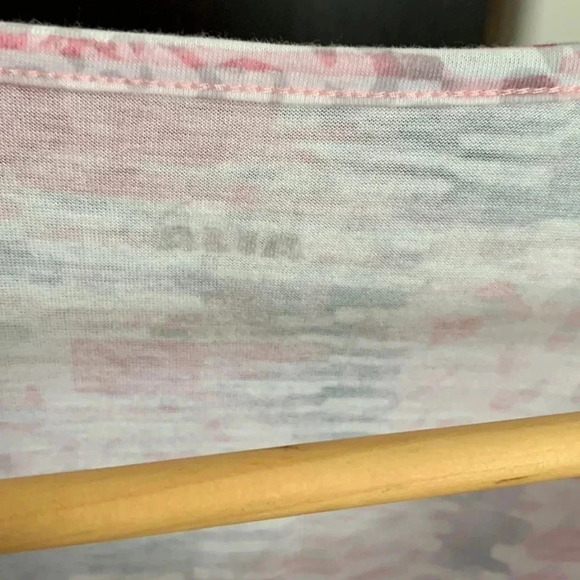 Alia T Shirt  S - Picture 3 of 4